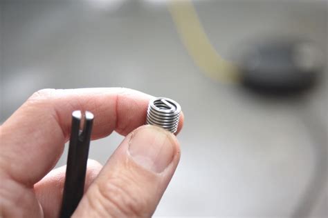 Helicoil Install Utube 的图像结果