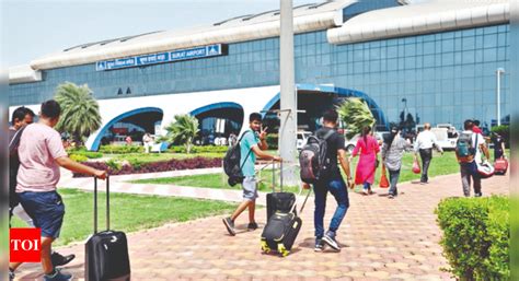 In April, Surat Airport Logs 83% Rise In Int’l Passengers | Surat News ...