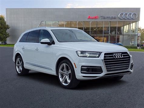 Rent Audi Q7 | SAFE RENT A CAR