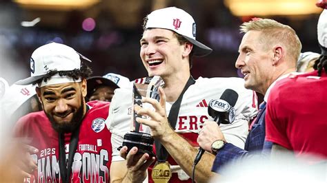 Mailbag: Why There Might Not Be A “Next Indiana,” Re-Seeding in the CFP & More! | College Football