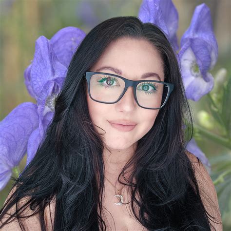 Chezza Lee | Cast of Wonders