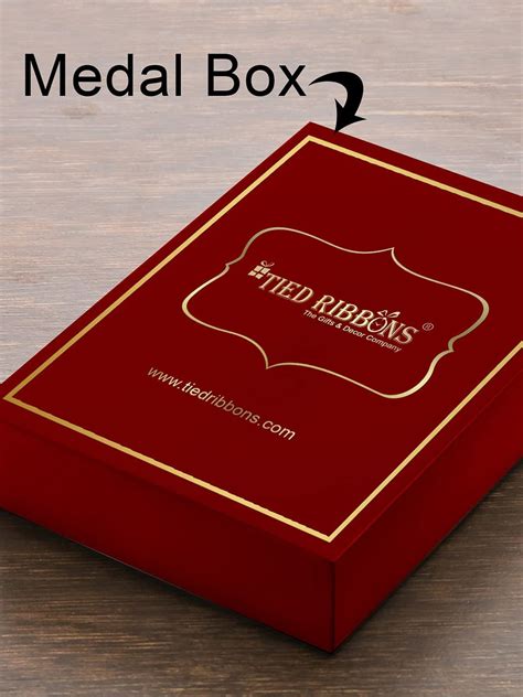 Buy | Blue Printed Greeting Card with Medal Mothers Day | Tied Ribbons