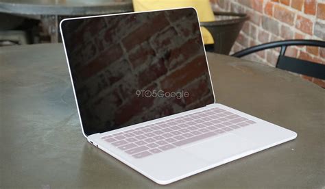 Pixelbook Go caught in live photos ahead of launch - Notebookcheck News