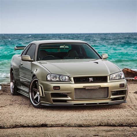 Not so old but this is a gorgeous 2002 Millenium Jade Nissan Skyline R34 GT-R VSpecIINür ...
