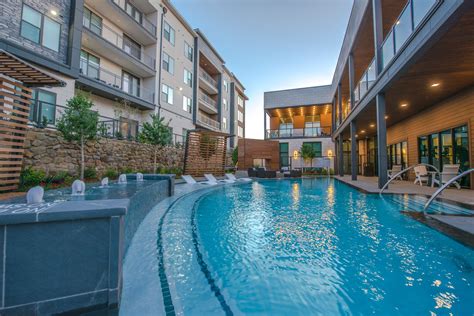 The Grand at Hill Street | Grand Prairie TX