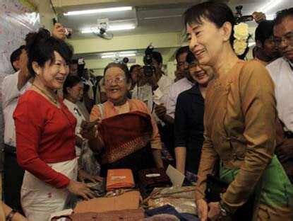 Suu Kyi at a fair | Page 3 | The Times of India