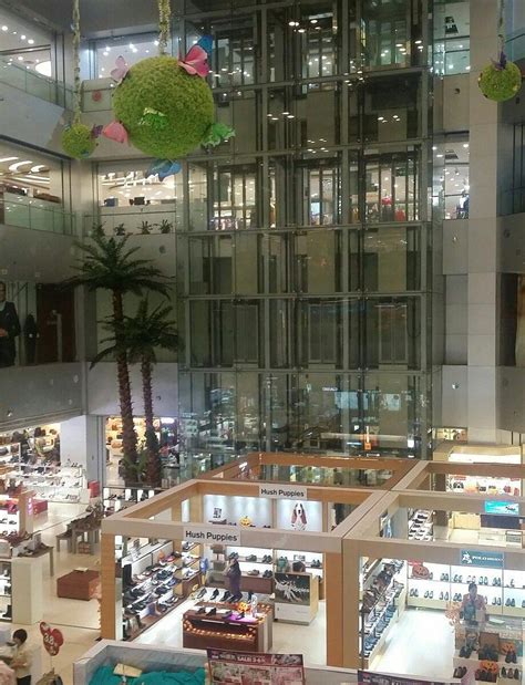 RAINBOW SHOPPING MALL (DINGCHENG) - All You Need to Know BEFORE You Go ...