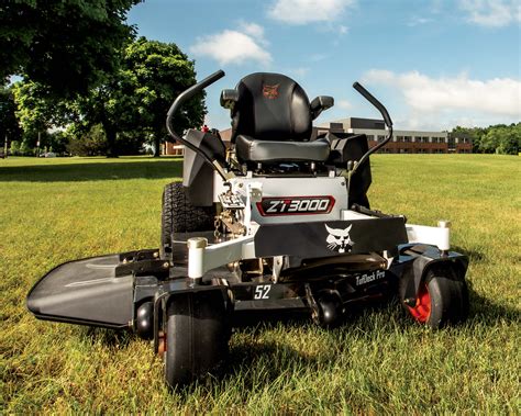 Bobcat ZT3000 Zero Turn Mower | Delecca's