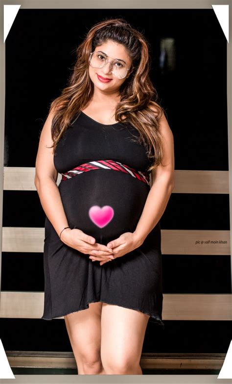 Balika Vadhu actress Malini Kapoor is pregnant; flaunts her baby bump ...