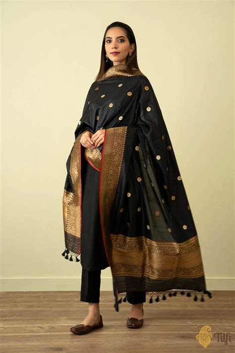 Black Pure Katan Silk Banarasi Handloom Dupatta - Tilfi