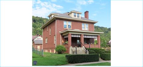 Classic American Foursquare - Your Historic House