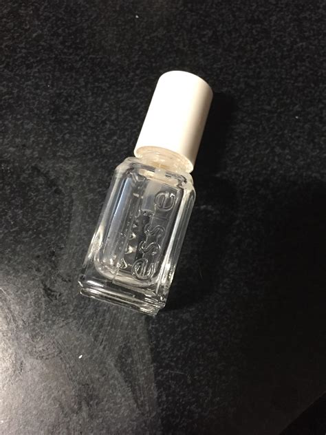 Done! Mini Essie polish in Skinny Dip : r/PanPorn