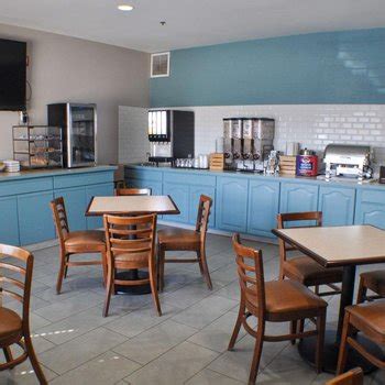 Book Country Inn & Suites by Radisson, Topeka West, KS Now and Enjoy ...