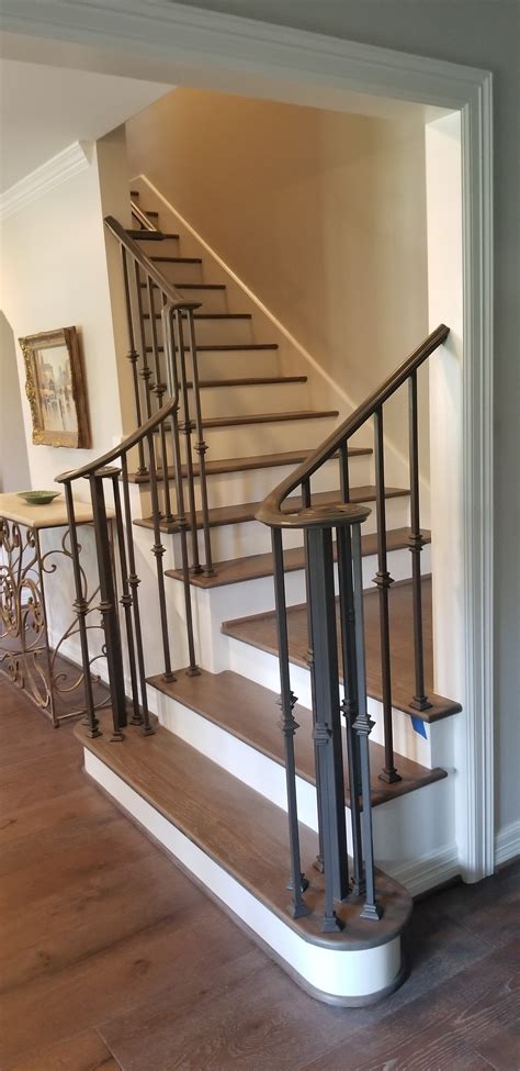 Indoor Stair Railing Montreal at Callum Balmain blog