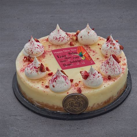 Top 5 New Year Cakes by SMOOR | Cakes For New Year Celebrations