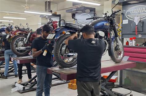 Jawa Yezdi Motorcycles expands Mega Service Camp to Jaipur and Lucknow ...