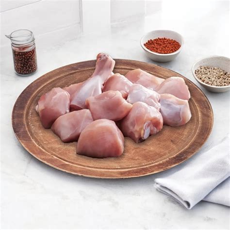 Buy Fresh Chicken Curry Cut Medium Size Pieces Online - Freshtogo.in