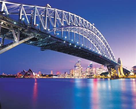 Travel Toursim: Sydney Harbour Bridge, Australia