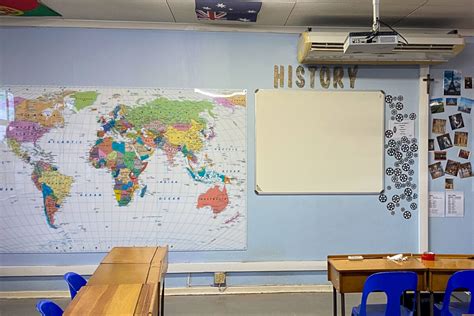 World Map Student 的图像结果