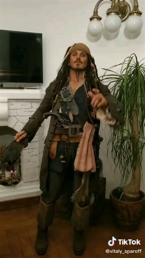 The way to Choose Quality Captain Jack Sparrow Costume | The way to ...