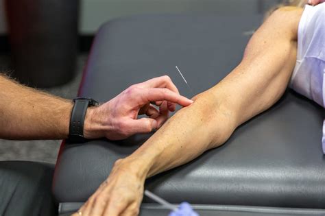 Physical Therapy Dry Needling in Kansas City | F.I.T. Physical Therapy