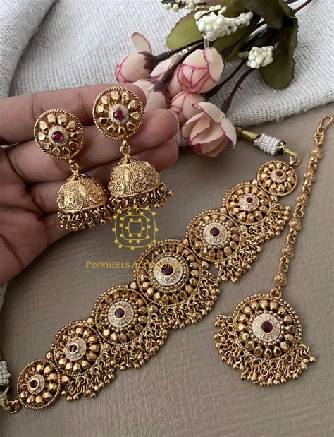 ANTIQUE CHOKER SET | PinwheelsAccessories