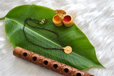 Gold tone Karimani Ginni bottu mangalyam dj-38976 – dreamjwell