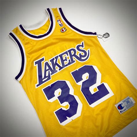 Vintage Champion Los Angeles Lakers Magic Johnson Jersey - ROMAN