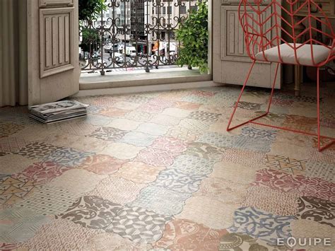 21 Arabesque Tile Ideas for Floor, Wall and Backsplash