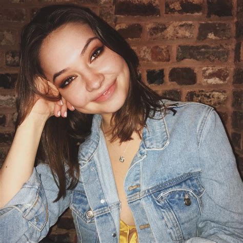 Madelyn Cline Brasil