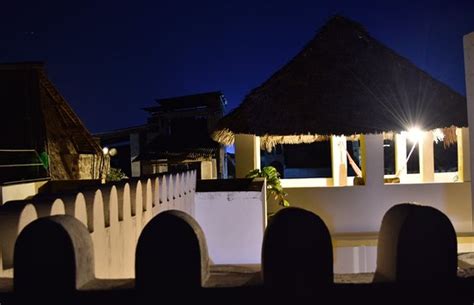 AMU HOUSE (Lamu Island) - B&B Reviews, Photos, Rate Comparison ...