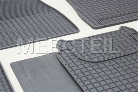 G-Class Classic Rubber Floor Mats Black 463 Genuine Mercedes-Benz B66680152