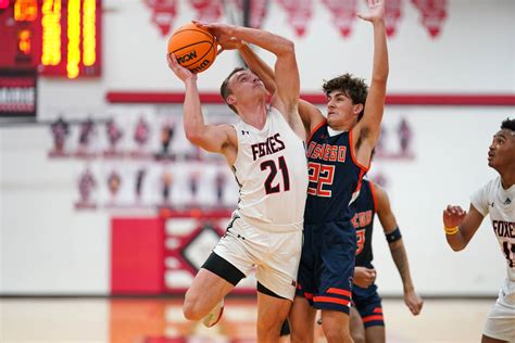 Taelor Clements brings the energy, sparks Yorkville past Oswego – Shaw Local