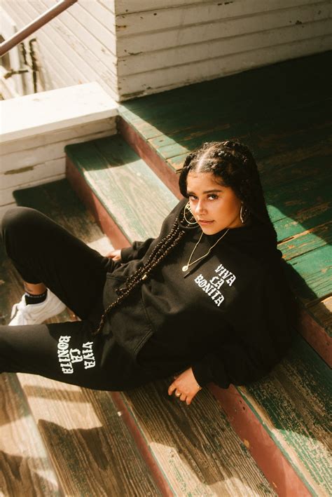 Viva La Bonita - Latinx Streetwear Apparel – vivalabonita