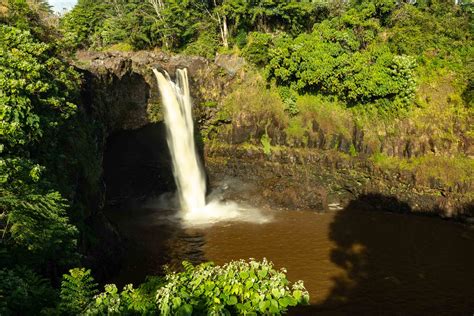 Rainbow Falls In Hilo | Big Island Of Hawaii Volcanic Destinations