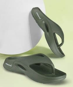 BERSACHE Men Flip Flops - Buy BERSACHE Men Flip Flops Online at Best ...