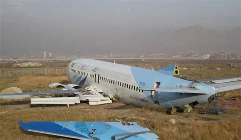东航MU5735客机坠毁，132人生死未卜，可能有哪些失事原因？|降落伞|客机|飞机_新浪新闻
