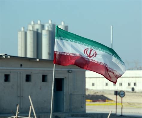 Iran to Cold Test Redesigned Nuclear Reactor | Newsmax.com