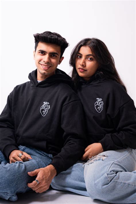 BLACK ANATOMICAL HEART HOODIES – Spill D Tee