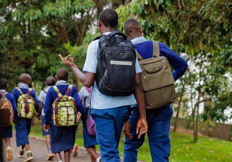 Heavy School Bag 的图像结果