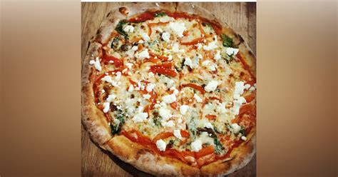 Cheese Lovers, Try Out This Place For Some Tasty Cheese Pizzas! | LBB