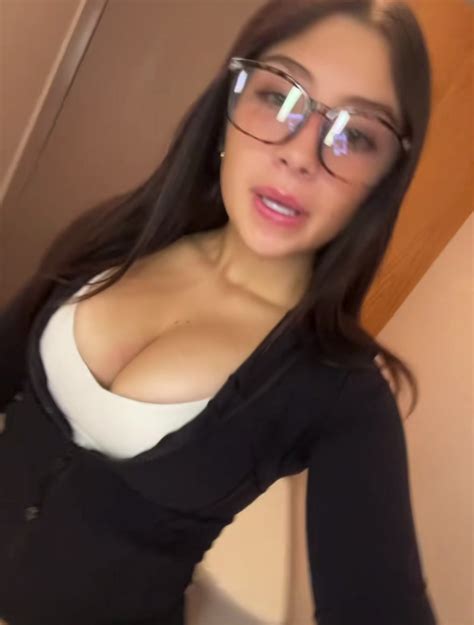 Audri (@audri_summers) - Urlebird