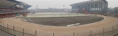 अधूरे स्टेडियम में खिलाड़ी कैसे दागेंगे गोल - How players will score ...