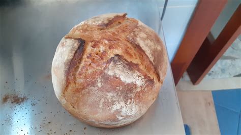 This bread loaf my father made looks like the Xbox logo : r/mildlyinteresting