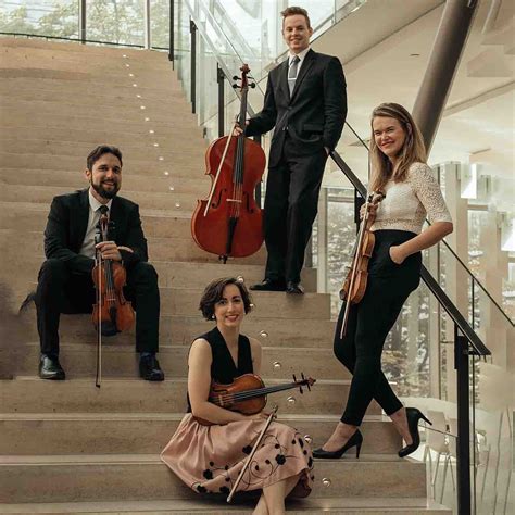 Hire a String Quartet Toronto | Scarlett Entertainment