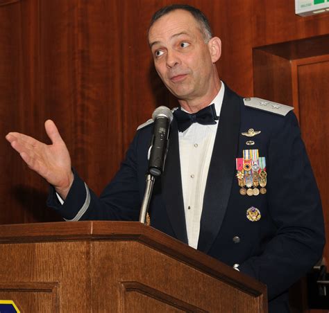 Spangdahlem celebrates Air Force Ball > Spangdahlem Air Base > News
