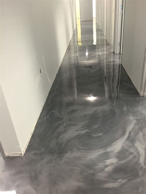 Modern Gray Epoxy Floor Design
