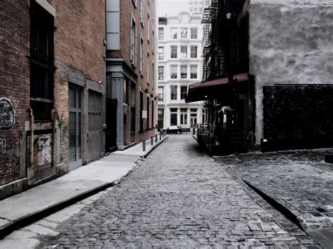 Little Warren's OnlyFans: The Shocking Details - Truth or Fiction