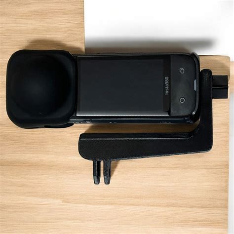 Insta 360 Horizontal Mount - X version – MotoVibeIndia