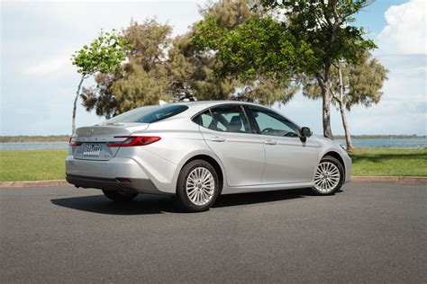 Toyota Camry vs Toyota RAV4 Comparison | CarExpert